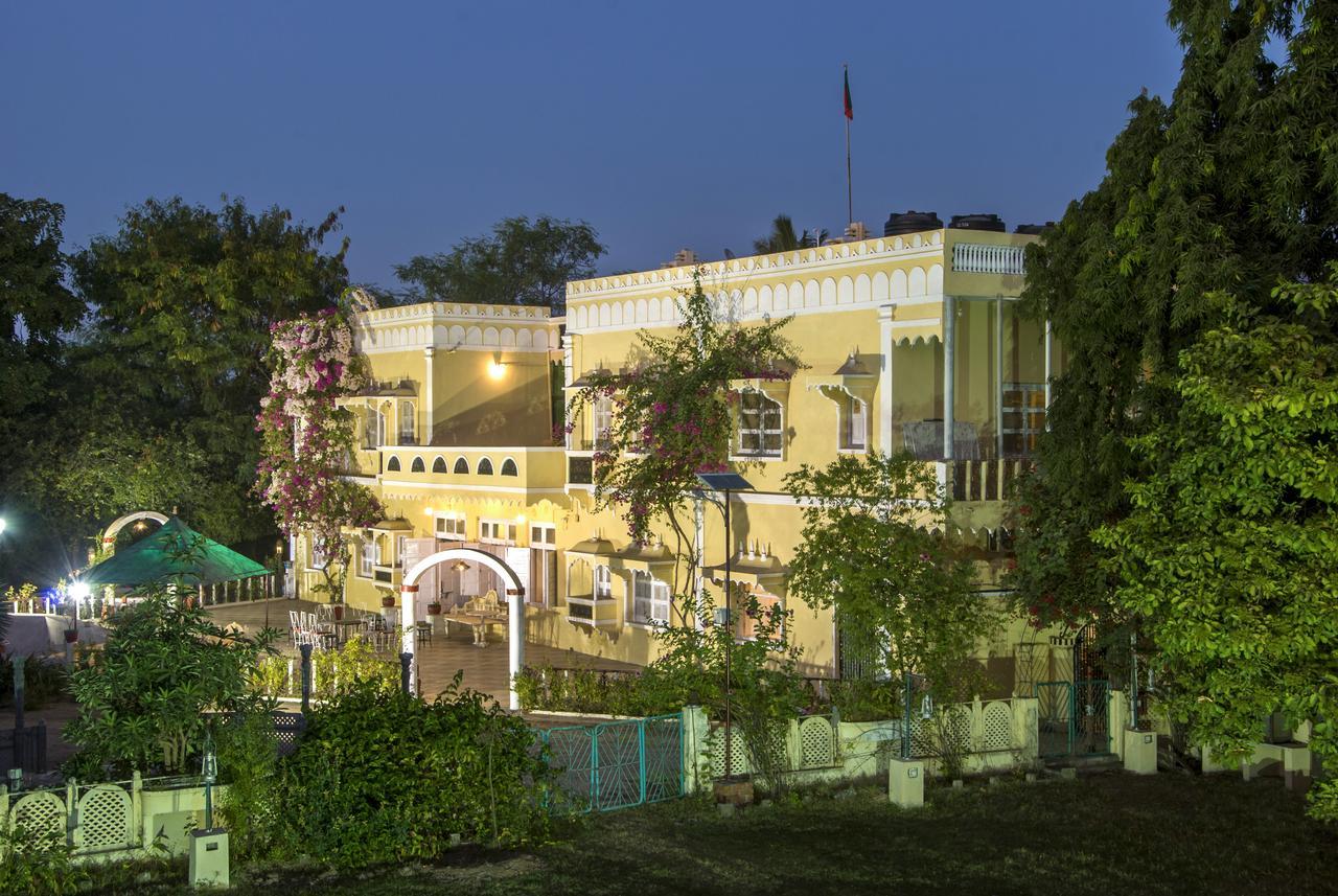 Garden Palace Heritage Homestays Vadasinor エクステリア 写真